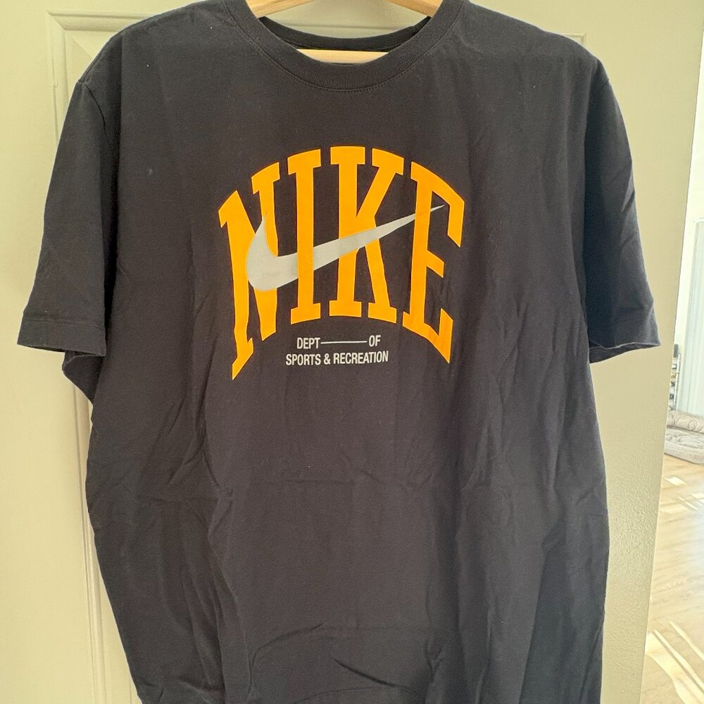 Black Nike Athletic Tee - Mens XXL